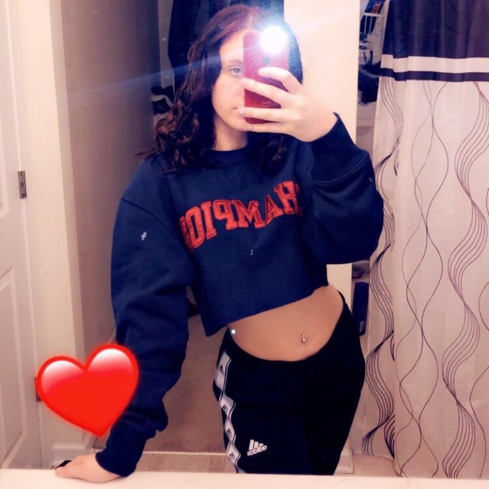 navy blue & red champion cropped crew neck